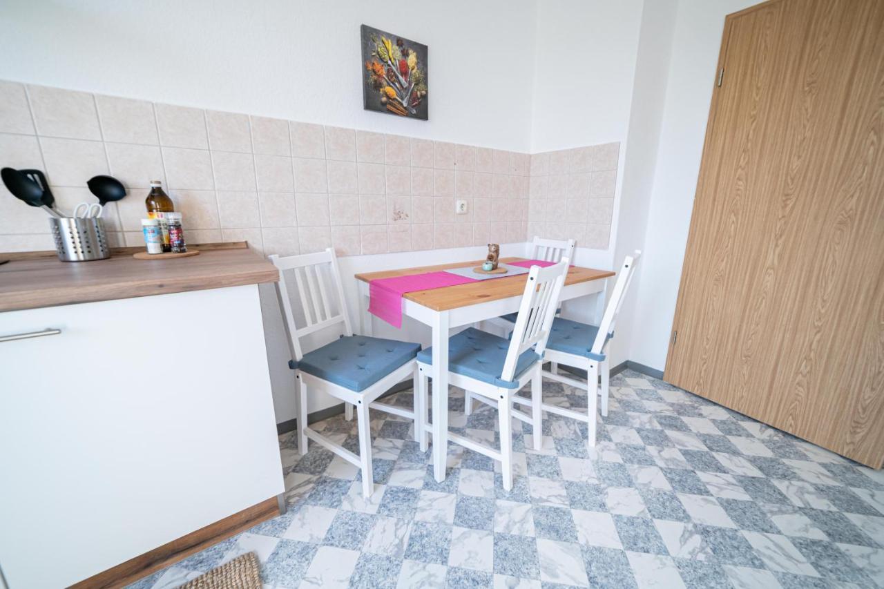 Fullhouse - Zwickau - R85 Apartments - Parking - 3 Beds - Nespresso Ngoại thất bức ảnh